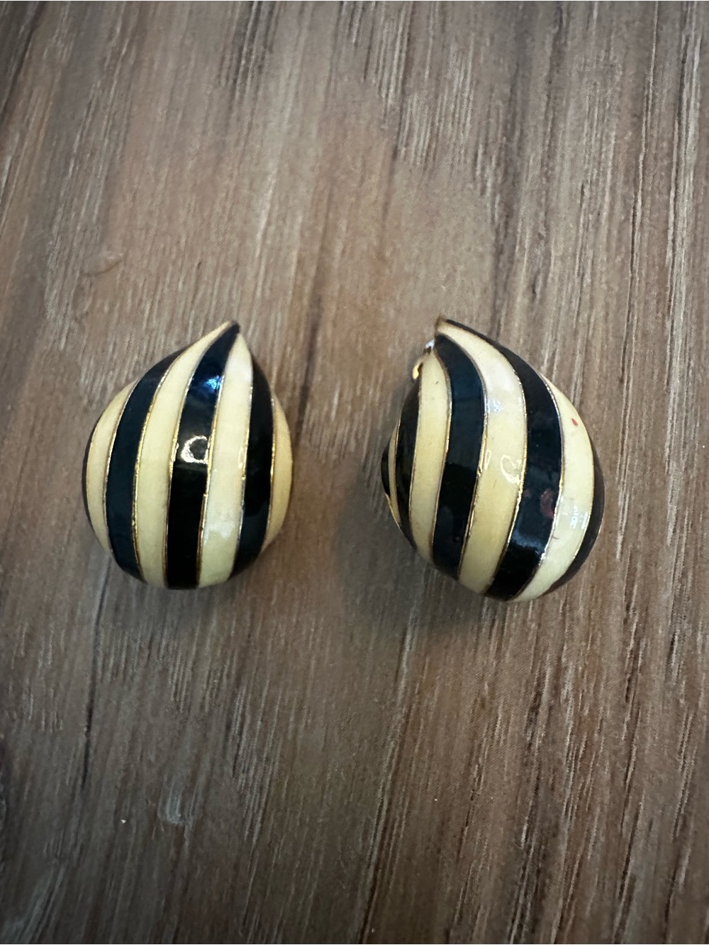 Vintage Tear Drop Enamel  14k Gold Filled Clip On Earrings